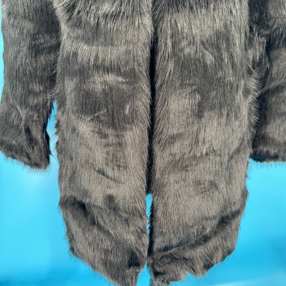 Fashion Nova Franchesca Fur Il Jacket Sz. L -Black - Picture 5 of 12